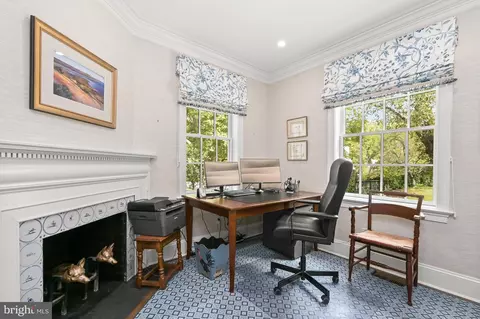 1816 45th St NW, Washington, DC 20007 photo 28