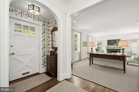 1816 45th St NW, Washington, DC 20007 photo 9