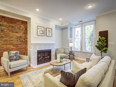1341 Emerald St NE, Washington, DC 20002 photo 3