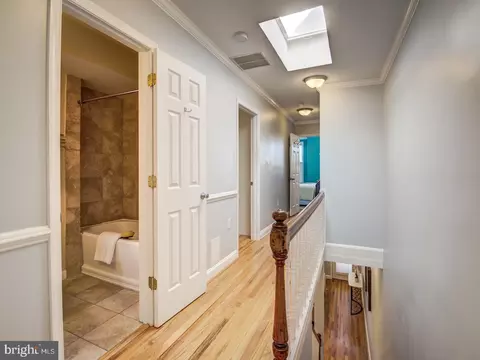 1341 Emerald St NE, Washington, DC 20002 photo 18