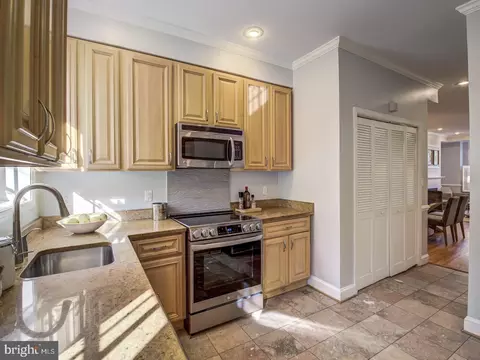1341 Emerald St NE, Washington, DC 20002 photo 16