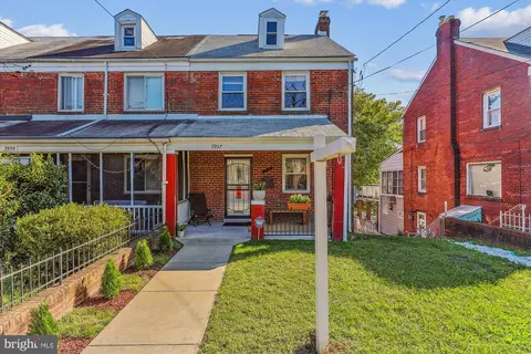 3957 Ames St NE, Washington, DC 20019