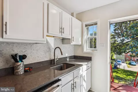 3957 Ames St NE, Washington, DC 20019 photo 12