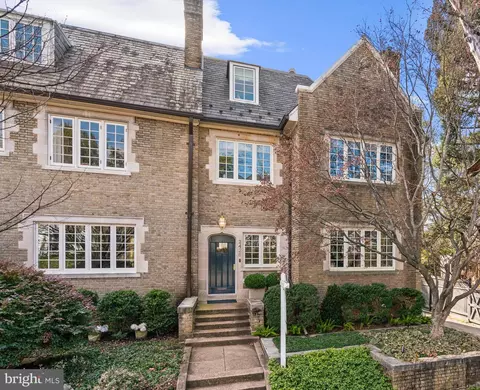 2426 Tracy Pl NW, Washington, DC 20008