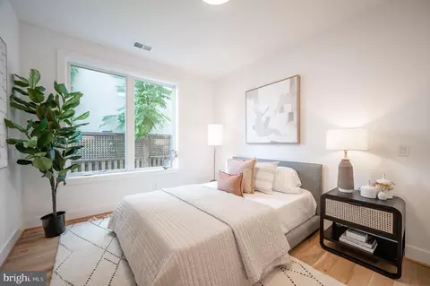 2217 40th Pl NW #11, Washington, DC 20007 photo 6