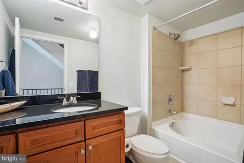 631 D St NW #1141, Washington, DC 20004 photo 15