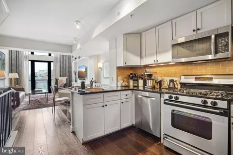 631 D St NW #1141, Washington, DC 20004 photo 7