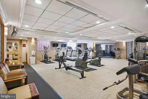 631 D St NW #1141, Washington, DC 20004 photo 38