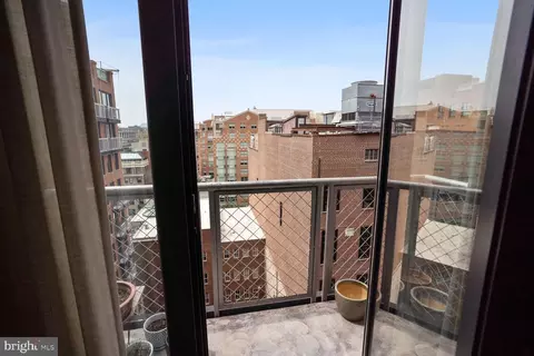 631 D St NW #1141, Washington, DC 20004 photo 25