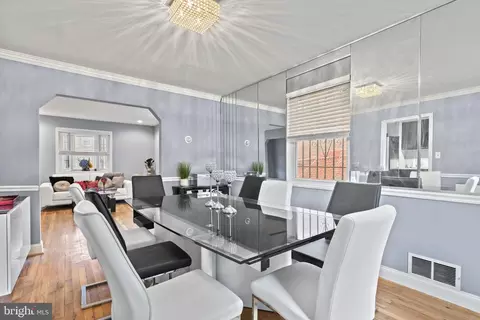2911 30th St SE, Washington, DC 20020