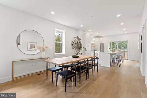 406 13th St NE, Washington, DC 20002 photo 8