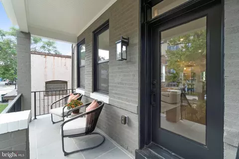 406 13th St NE, Washington, DC 20002 photo 2