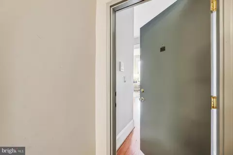 7 Logan Cir NW #34, Washington, DC 20005 photo 22
