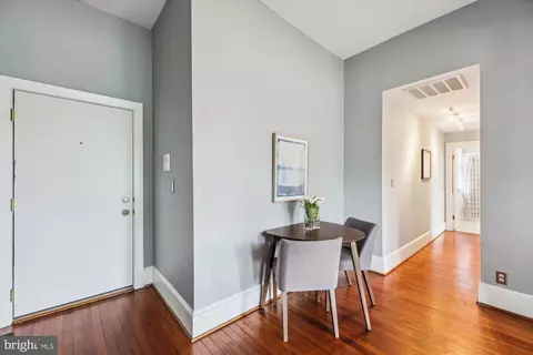 7 Logan Cir NW #34, Washington, DC 20005 photo 7