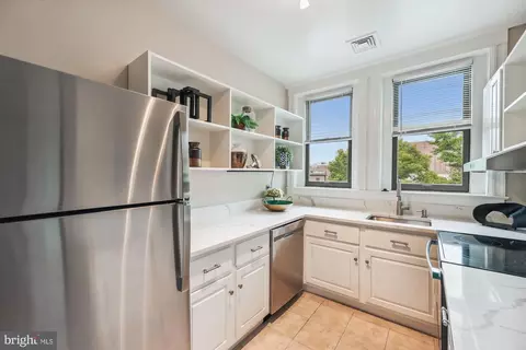 7 Logan Cir NW #34, Washington, DC 20005 photo 12
