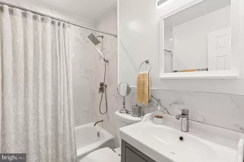5922 Eastern Ave NE, Washington, DC 20011 photo 18