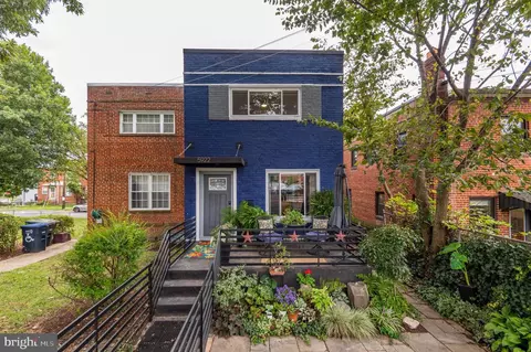 5922 Eastern Ave NE, Washington, DC 20011 photo 2