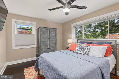 5922 Eastern Ave NE, Washington, DC 20011 photo 15