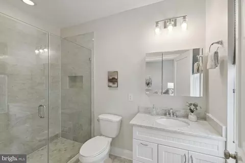 616 6th St NE, Washington, DC 20002 photo 25