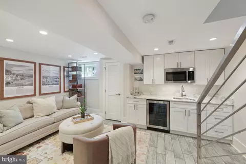 162 U St NE, Washington, DC 20002 photo 24