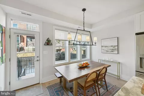 162 U St NE, Washington, DC 20002 photo 13