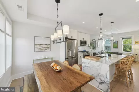 162 U St NE, Washington, DC 20002 photo 12