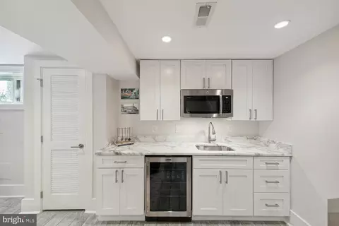 162 U St NE, Washington, DC 20002 photo 25
