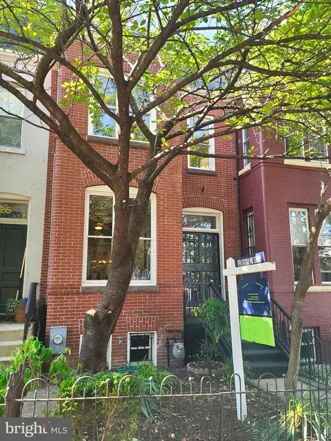 628 13th St NE, Washington, DC 20002 photo 4