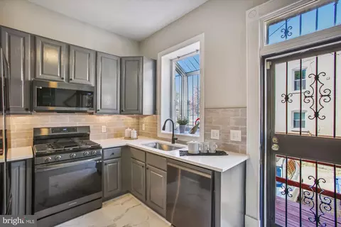 628 13th St NE, Washington, DC 20002 photo 14