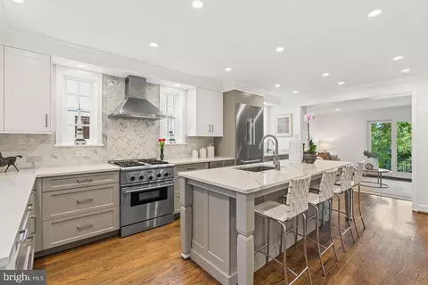 2236 49th St NW, Washington, DC 20007 photo 9