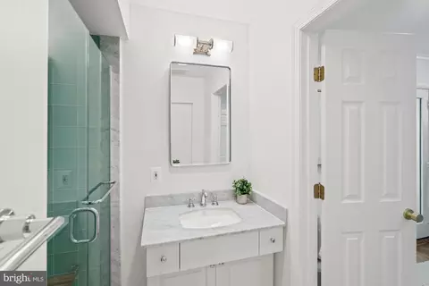 2236 49th St NW, Washington, DC 20007 photo 15
