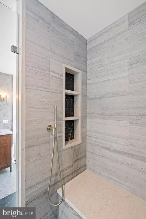 2236 49th St NW, Washington, DC 20007 photo 25
