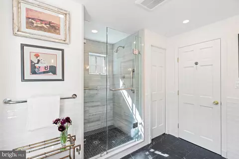 2236 49th St NW, Washington, DC 20007 photo 24