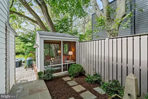 2236 49th St NW, Washington, DC 20007 photo 36