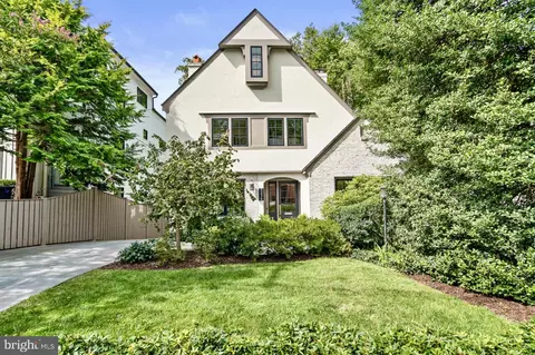 2236 49th St NW, Washington, DC 20007 photo 2