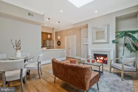 1520 O St NW #305, Washington, DC 20005