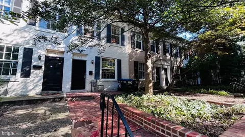 961 25th St NW, Washington, DC 20037