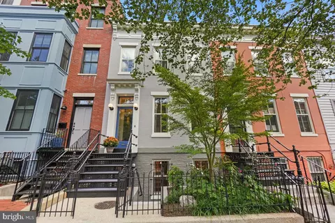 15 6th St NE, Washington, DC 20002