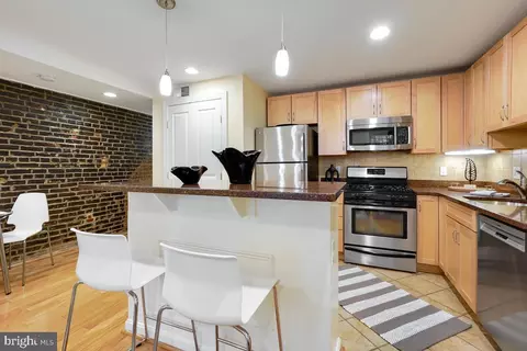 15 6th St NE, Washington, DC 20002 photo 42