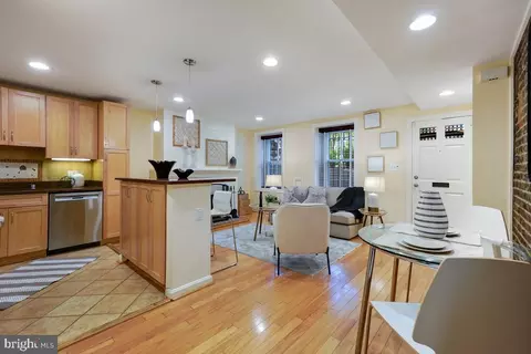 15 6th St NE, Washington, DC 20002 photo 39