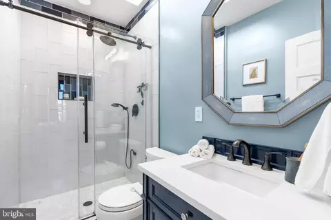 1922 4th St NE, Washington, DC 20002 photo 17