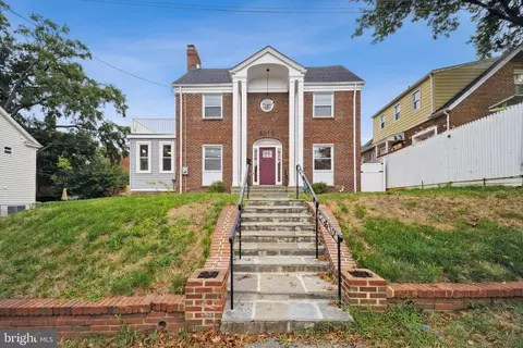 5010 Brooks St NE, Washington, DC 20019