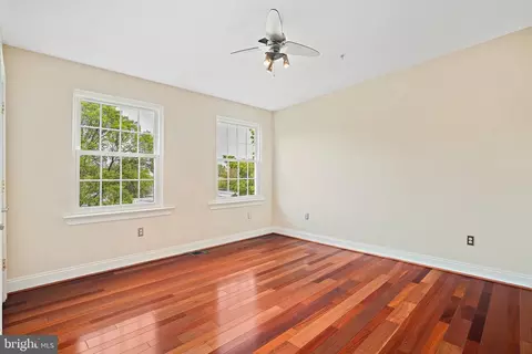 1704 E Street St NE #4, Washington, DC 20002 photo 28