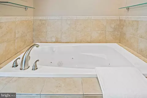 1704 E Street St NE #4, Washington, DC 20002 photo 38