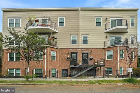 1704 E Street St NE #4, Washington, DC 20002 photo 3