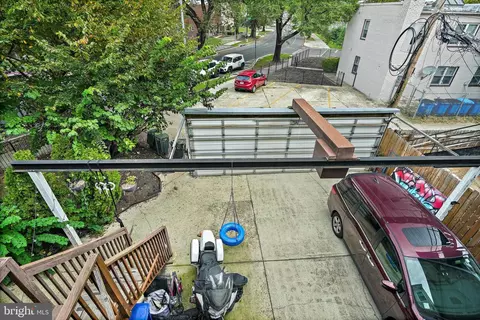 1704 E Street St NE #4, Washington, DC 20002 photo 47