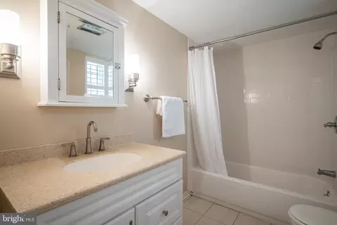 707 E Capitol St SE, Washington, DC 20003 photo 29