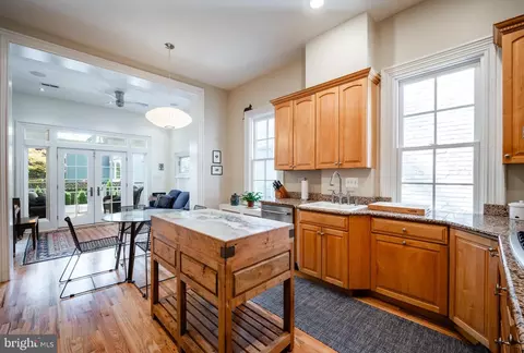707 E Capitol St SE, Washington, DC 20003 photo 11