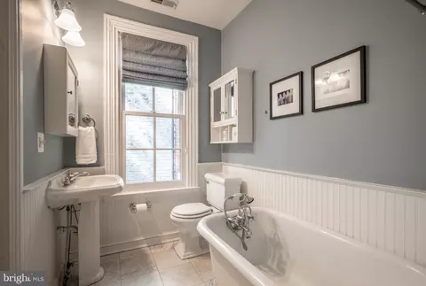 707 E Capitol St SE, Washington, DC 20003 photo 22