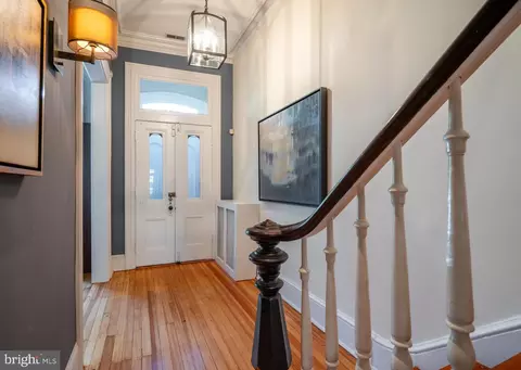 707 E Capitol St SE, Washington, DC 20003 photo 4